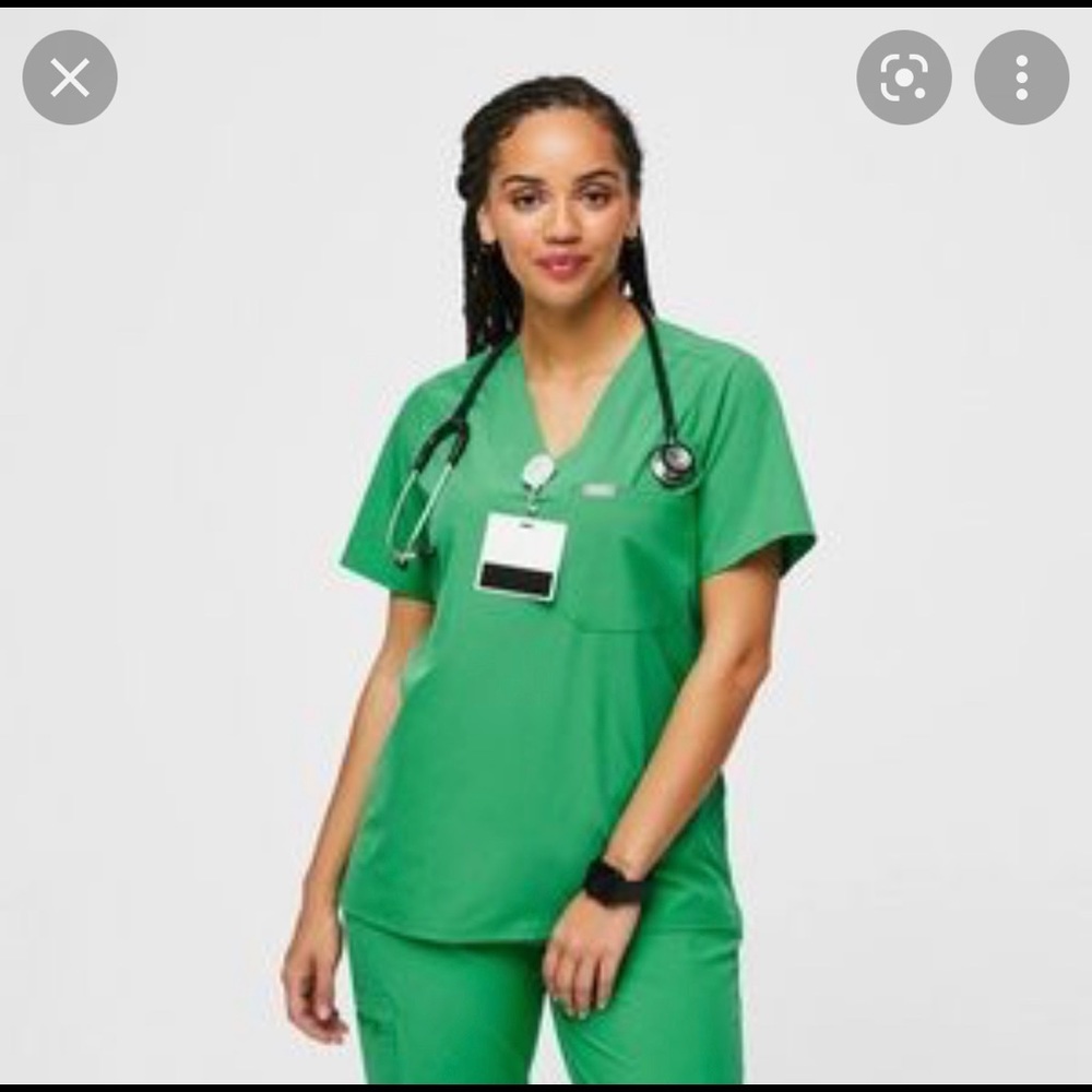 NWT Figs Safety Green Catarina Top XS